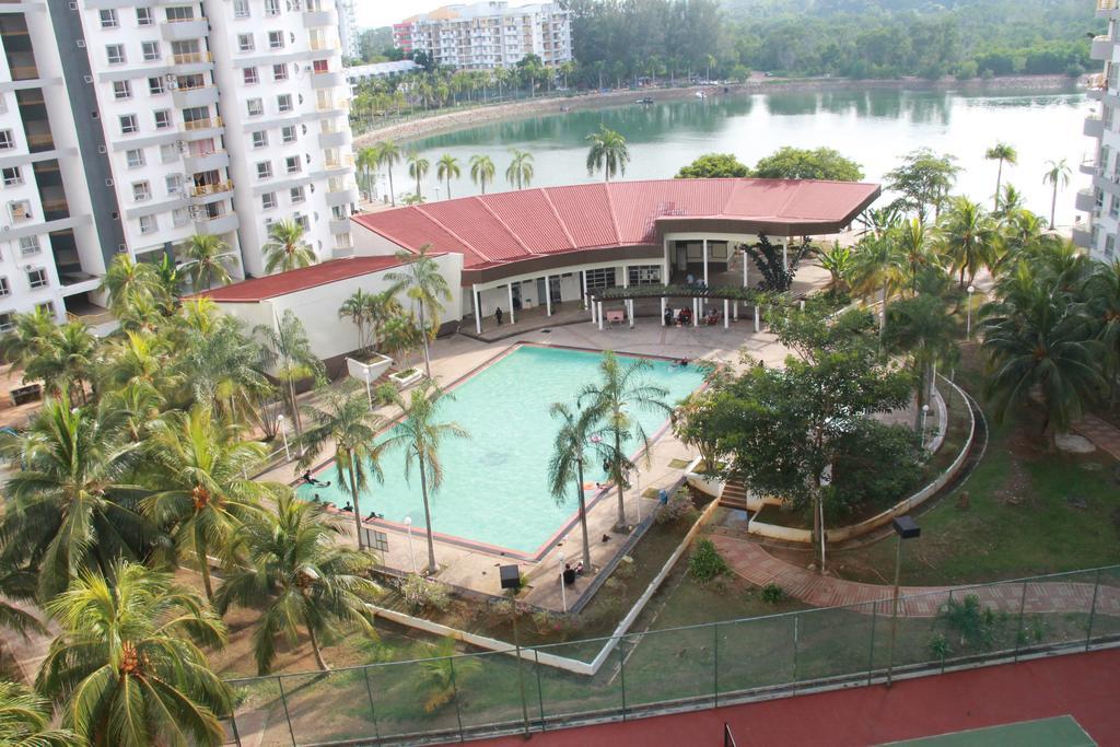 Fullhouse Marina View Villas Apartment Port Dickson Dış mekan fotoğraf